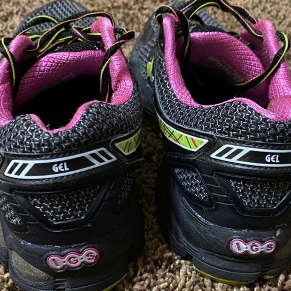 Asics Tennis Shoes - Picture 3 of 6